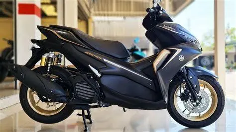Aerox 2021 ABS Black Yamaha Aerox 2021 tipe ABS warna hitam emas