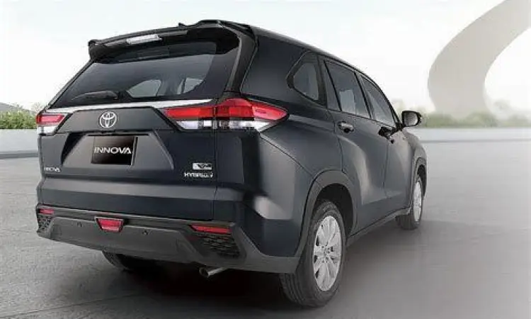 Eksterior Innova Reborn 2024 Tampilan luar Toyota Innova Reborn 2024 warna hitam