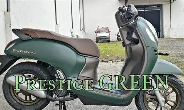 Honda Scoopy 2023 Prestige Green dengan jok cokelat