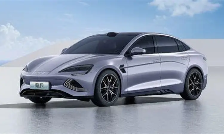 Desain Aerodinamis BYD Seal Tampilan eksterior sedan listrik BYD Seal