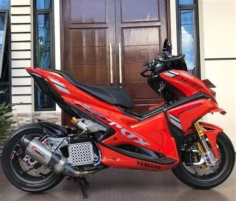 Custom Paint Aerox Yamaha Aerox modifikasi dengan cat airbrush grafis