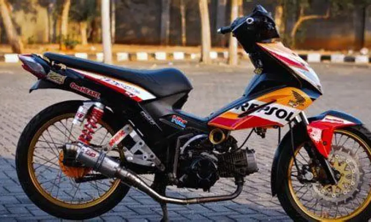 New Honda Blade Repsol Honda New Blade 110 edisi Repsol MotoGP