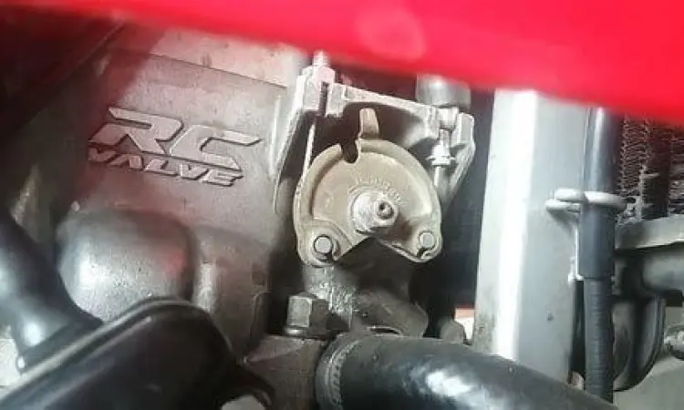 RC Valve Honda Mekanisme komponen RC Valve Honda NSR