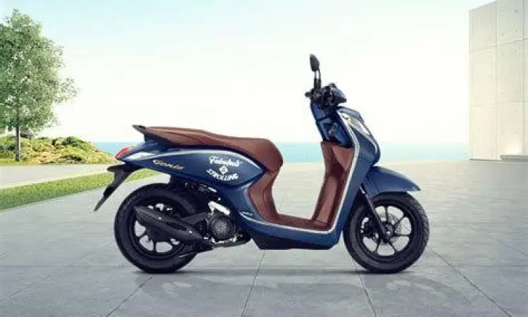 Sisi samping Motor Genio 2022