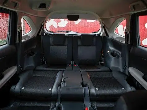 Fitur Sofa Mode Toyota Avanza Interior Toyota Avanza 2023 dengan fitur Sofa Mode