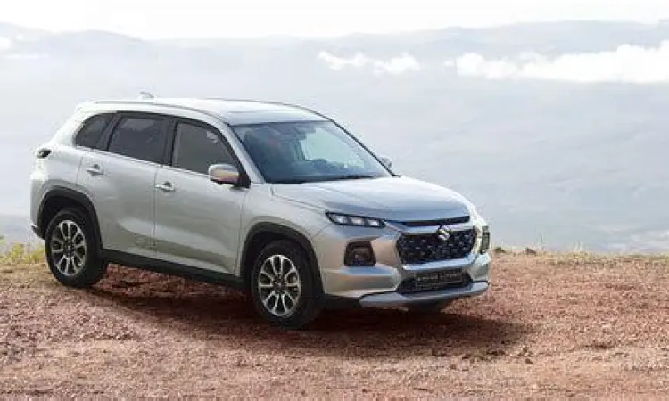 Desain eksterior Suzuki Grand Vitara yang modern dan kokoh