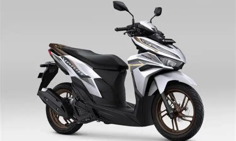 Vario 125 Terbaru Honda Vario 125 2023 warna putih