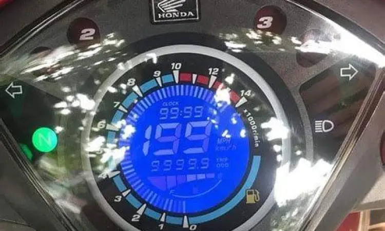 Speedometer Revo Absolute Panel Instrumen Honda Revo 2010