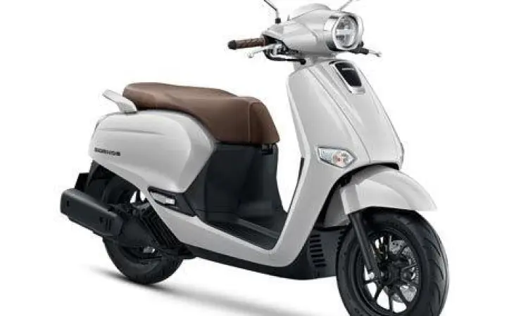Honda Giorno Plus Honda Giorno+ putih dengan desain membulat klasik