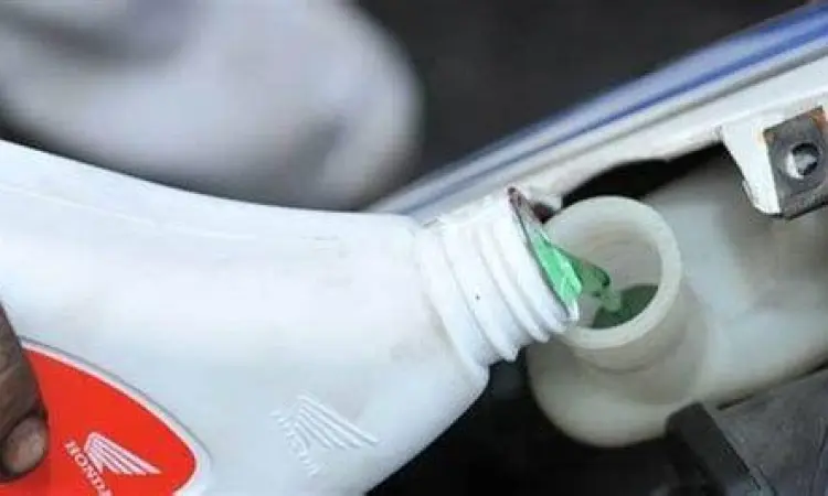 Perawatan radiator motor matic Honda