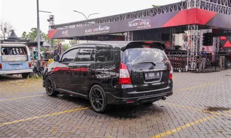 Modifikasi ringan Kijang Innova Diesel