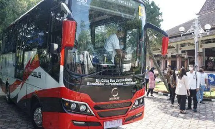 Bus listrik buatan Indonesia untuk transportasi hijau
