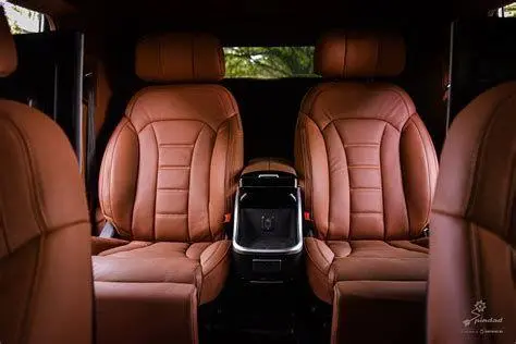 Kabin Mewah Mobil Menteri Interior Toyota Crown mobil dinas menteri