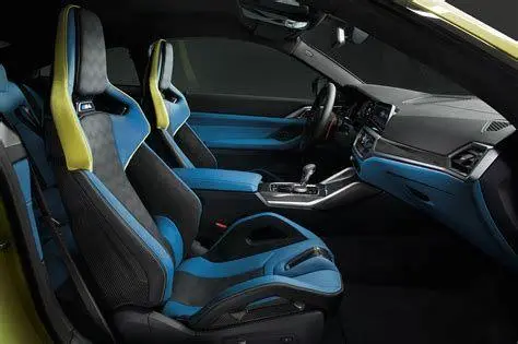 Kabin BMW M4 G82 Interior BMW M4 dengan jok carbon bucket
