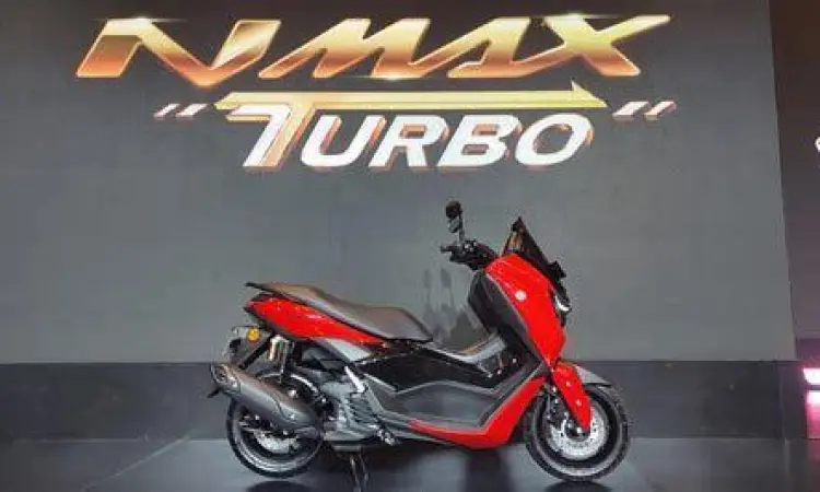 Panel Instrumen NMAX Turbo Fitur Y-Shift pada Yamaha NMAX Turbo 2024