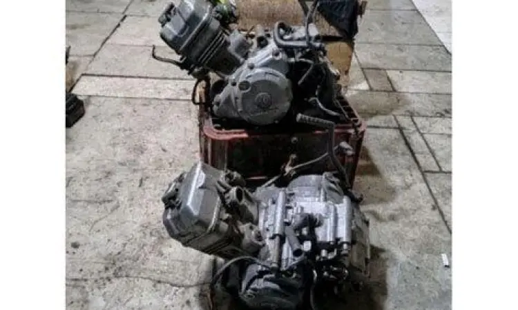 Mesin Honda CS1 Tegak Detail mesin Honda CS1 125cc overbore