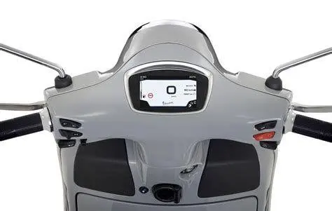 Teknologi Vespa Terbaru Fitur canggih pada panel instrumen Vespa GTS Super Tech
