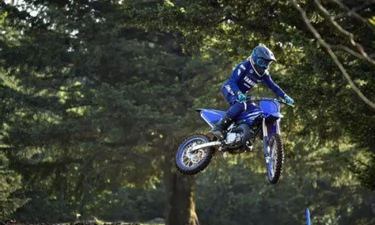 Detail mesin Yamaha YZ85 2-tak