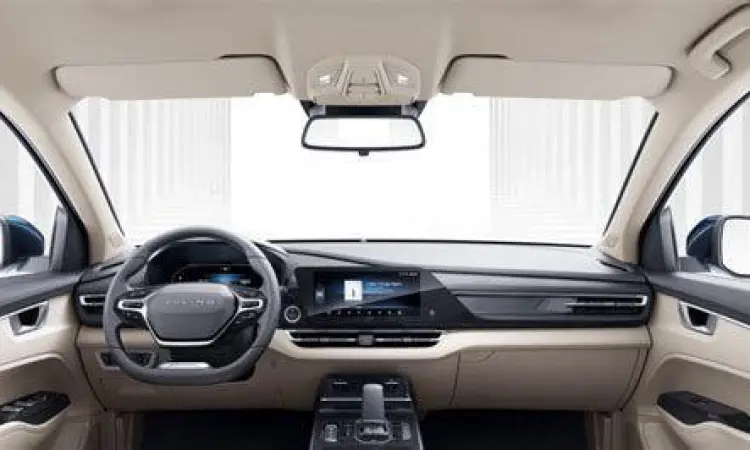 Tampilan dashboard dan layar multimedia Wuling Victory