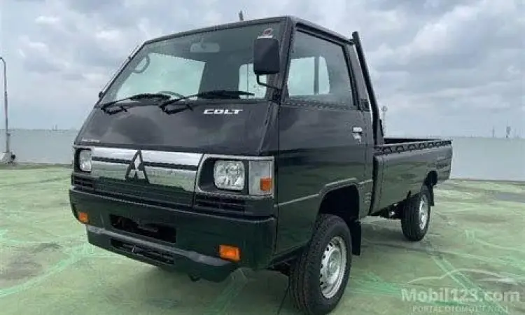 Mitsubishi L300 Euro 4 Mitsubishi L300 dengan teknologi mesin Euro 4 terbaru