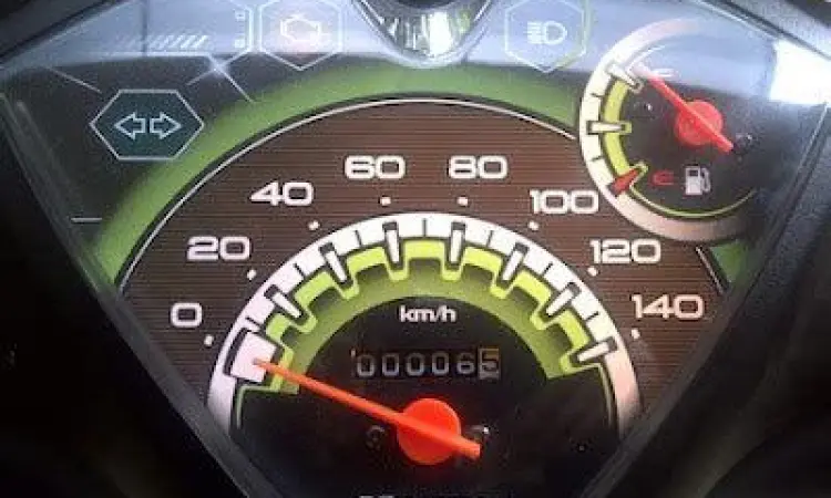 Panel instrumen analog Yamaha Mio J 2013