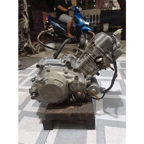 Mesin Honda CS1 Detail mesin tegak 125cc Honda CS One