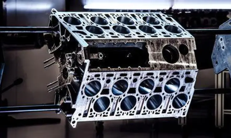 Mesin W16 Bugatti Detail mesin W16 Bugatti yang legendaris