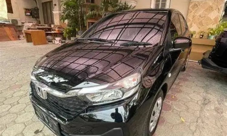 Detail Pajak STNK Honda Brio Lembar STNK Honda Brio yang menunjukkan detail PKB dan SWDKLLJ