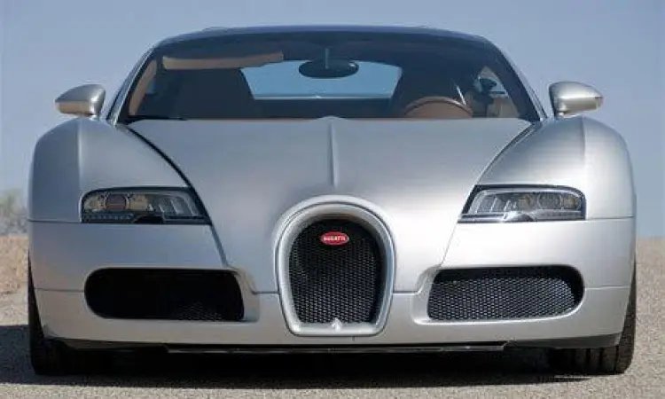 Tampilan depan Bugatti Veyron 16.4