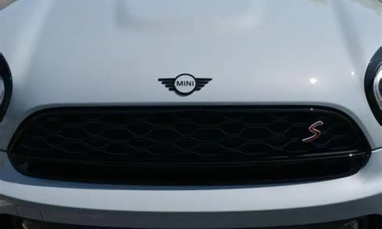Logo minimalis Mini Cooper terbaru