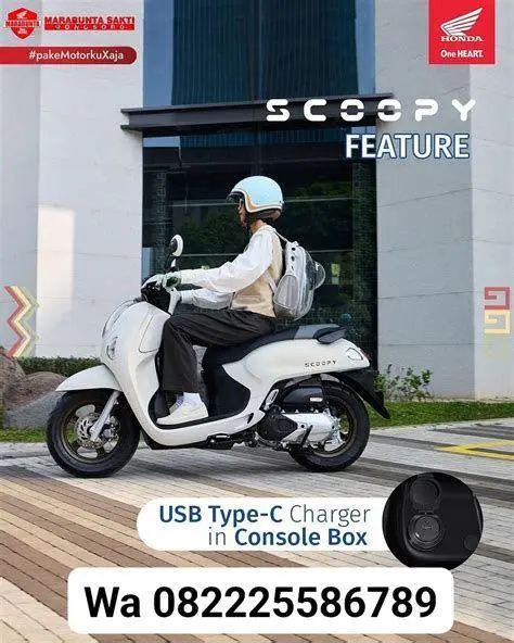 USB Charger Port Scoopy Fitur USB Charger New Scoopy Prestige