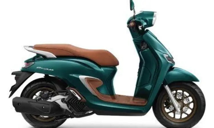 Honda Stylo 160 Terbaru Honda Stylo 160 warna royal green