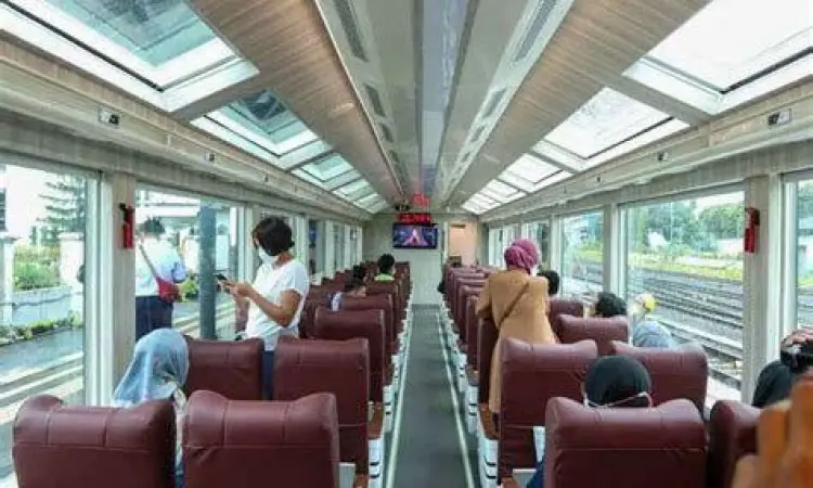 Kantor Samsat Induk Suasana kantor Samsat di wilayah Kediri