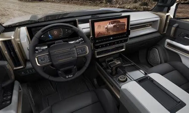 Interior mewah dashboard GMC Hummer EV