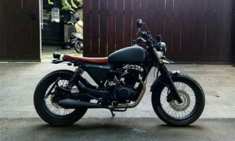 Modifikasi New Megapro bergaya Japstyle klasik