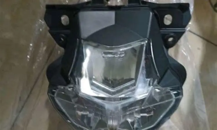 Desain Headlight Yamaha Xabre Lampu LED Yamaha Xabre 2016