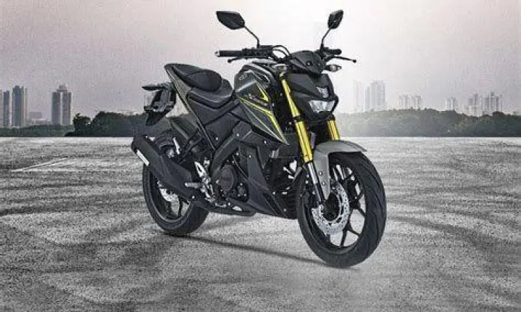 Tampilan Belakang Yamaha Xabre 2016