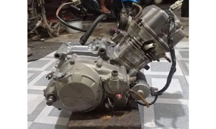 Mesin Motor CS One Mesin tegak Honda CS1 125cc