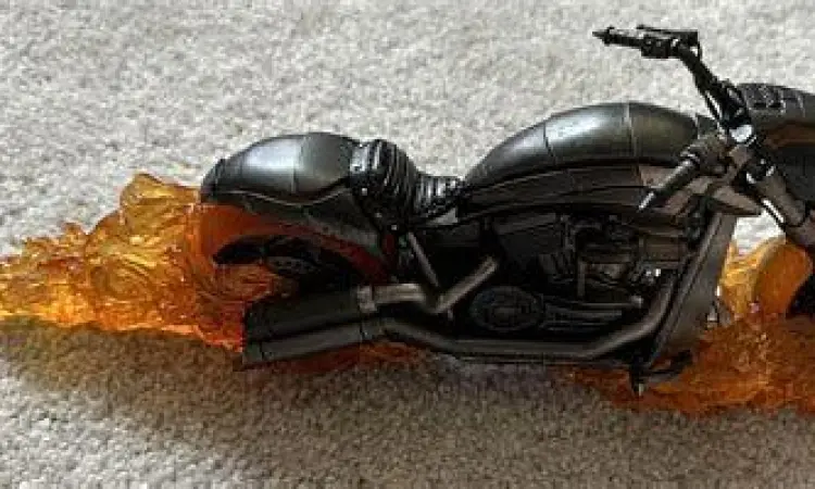 Efek visual api pada roda motor Ghost Rider