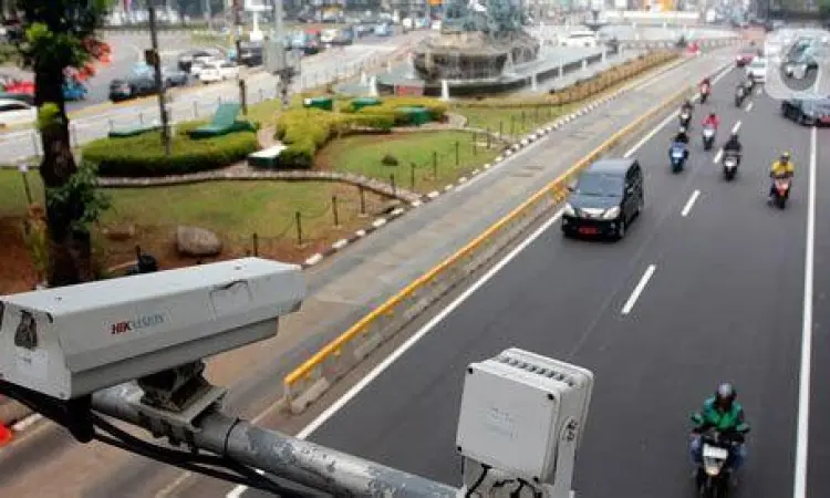 Teknologi ETLE Jakarta Kamera tilang elektronik ETLE di jalan raya