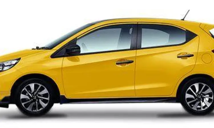 Eksterior Honda Brio kuning lemon tampak depan