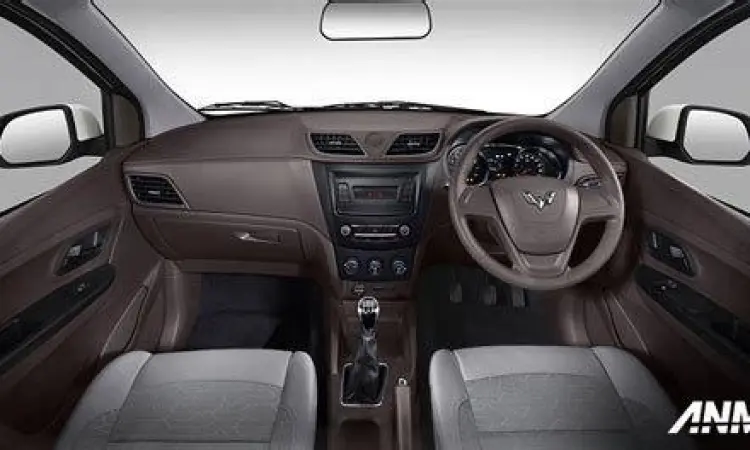 Interior dashboard Wuling Formo Max yang modern