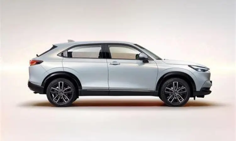 Profil samping Honda HRV baru 2022