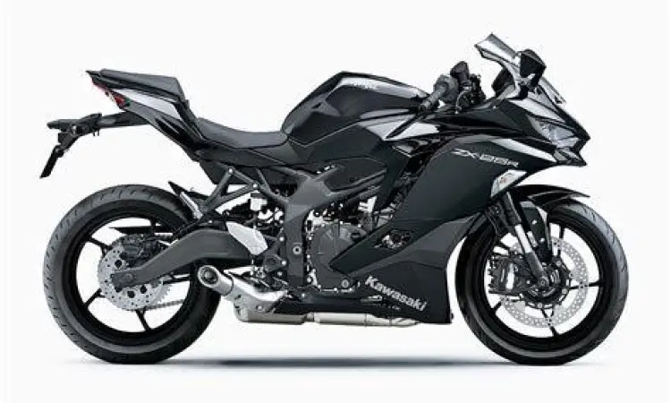 Kawasaki Ninja ZX-25R sebagai pilihan moge 100 jutaan
