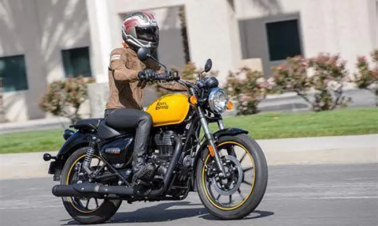 Royal Enfield Meteor 350 Royal Enfield Meteor 350 untuk touring