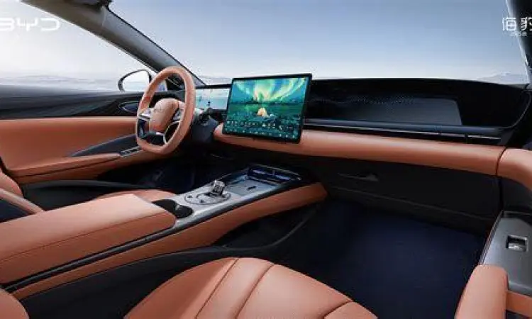 Interior mewah BYD Seal dengan layar berputar
