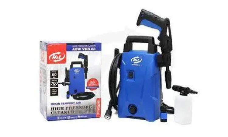 Peralatan Cuci Profesional Peralatan cuci motor profesional termasuk kompresor dan microfiber