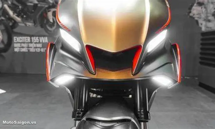 Lampu depan LED Projector Yamaha R15 V4